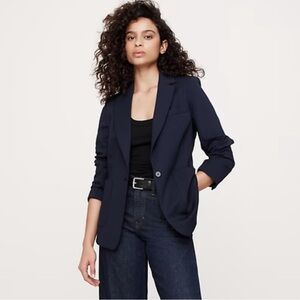 Banana Republic Women's Navy Blue Blazer - Size
XXL